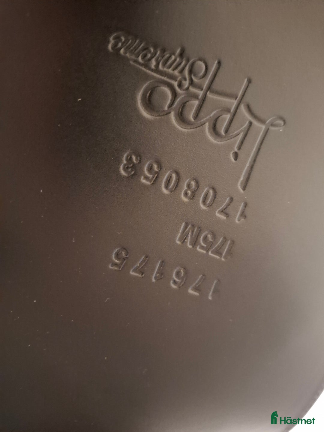 Sadlar hästutrustning till salu: Lippo Supreme Azzario 17,5' i Sollentuna - Annons 6