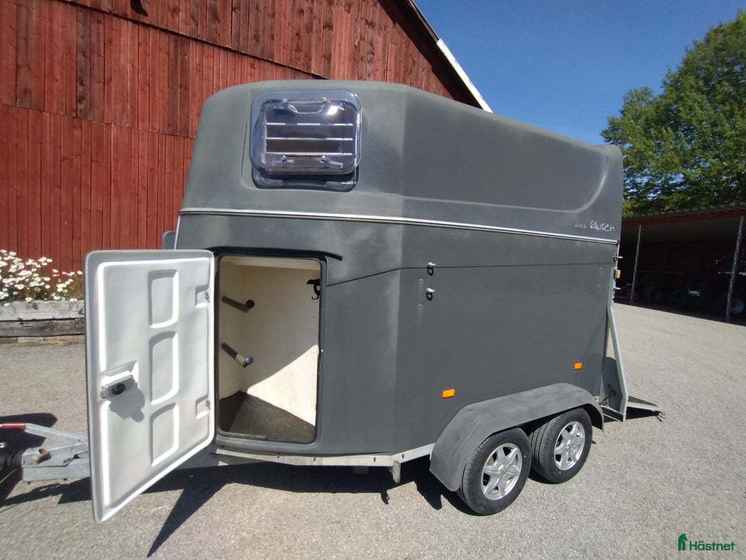 Hästtransporter  fordon & transport till salu: RAUSCH ELITE XL (besiktigad till 2026-04-30) i Järna - Annons 2