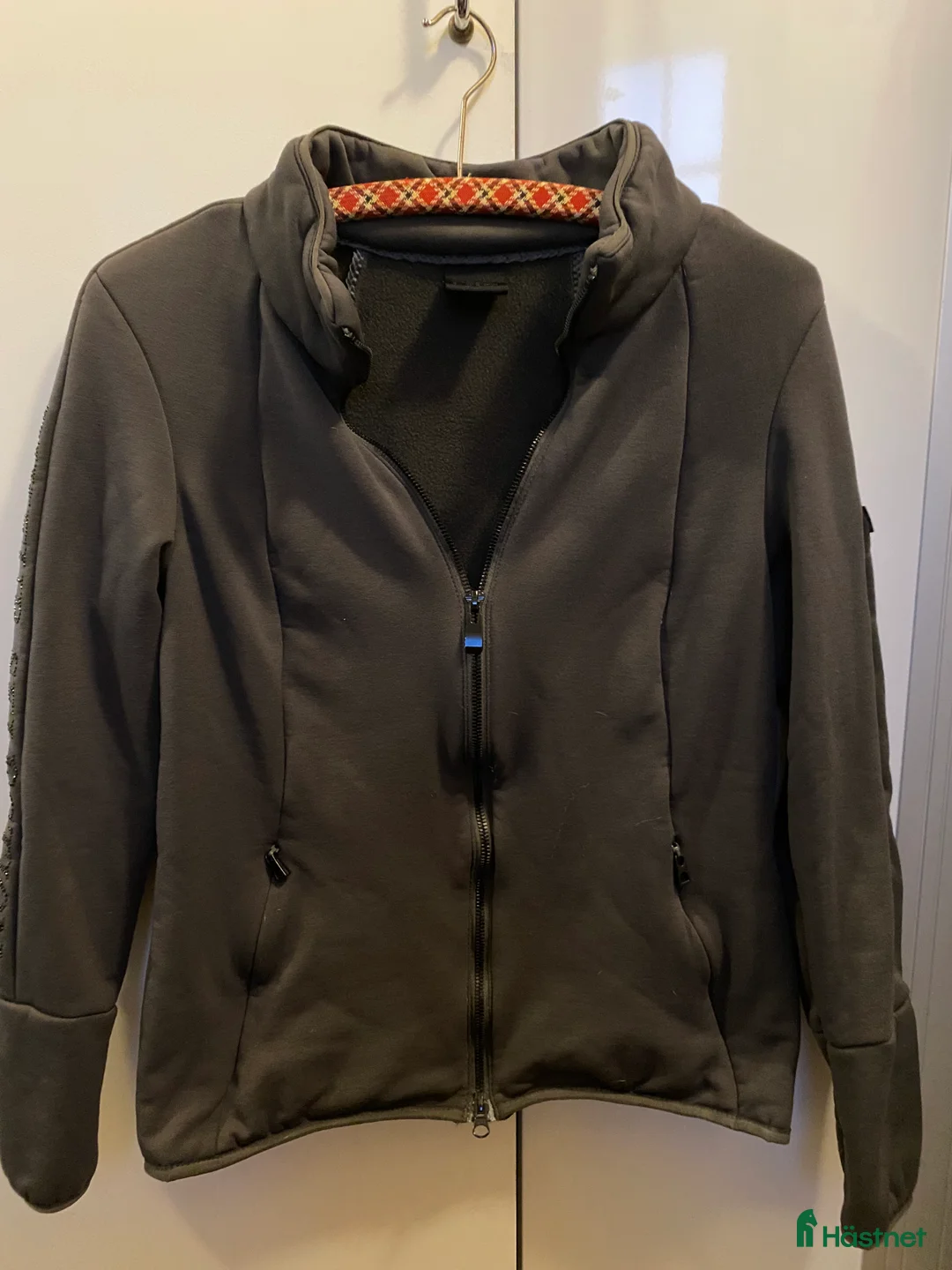 Övrigt Ridkläder ryttarutrustning till salu: Prissänkt Pikeur slät fleece - Annons 2