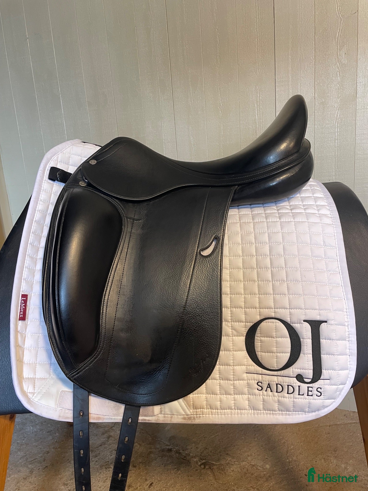 Sadlar hästutrustning Fin Equipe Emporio 17,5”  - Annons 2