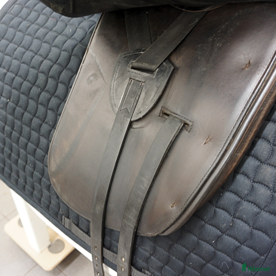 Sadlar hästutrustning till salu: Erreplus Rembrandt EVO 18" - nystoppad! i Upplands Väsby - Annons 6