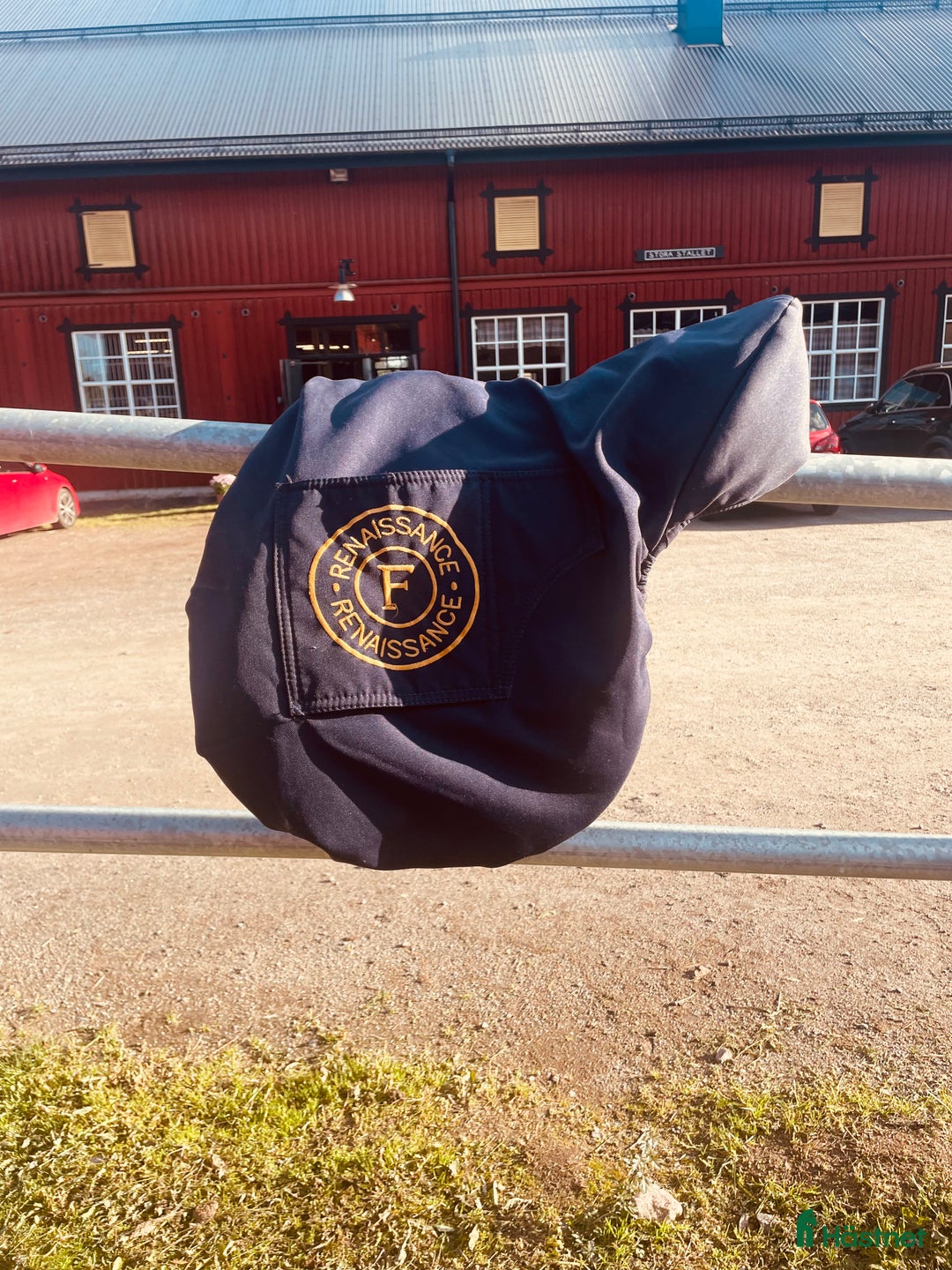 Sadlar hästutrustning till salu: Renaissance F 16 tum i Vaxholm - Annons 3