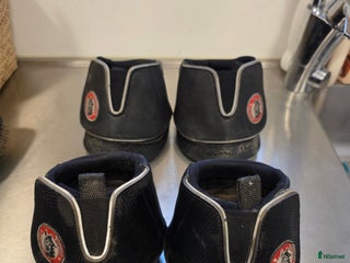 Övrig Hästutrustning hästutrustning till salu: Boots i Hålta - Annons 1