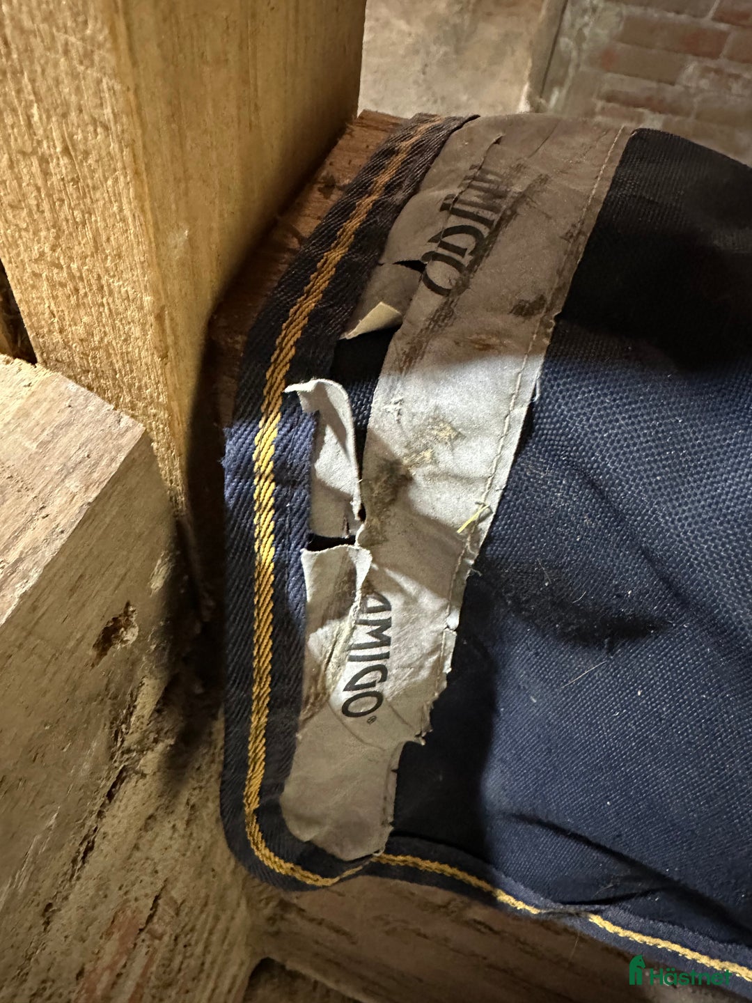 Täcken hästutrustning till salu: Horseware Amigo XL stl 165 i Kumla - Annons 3