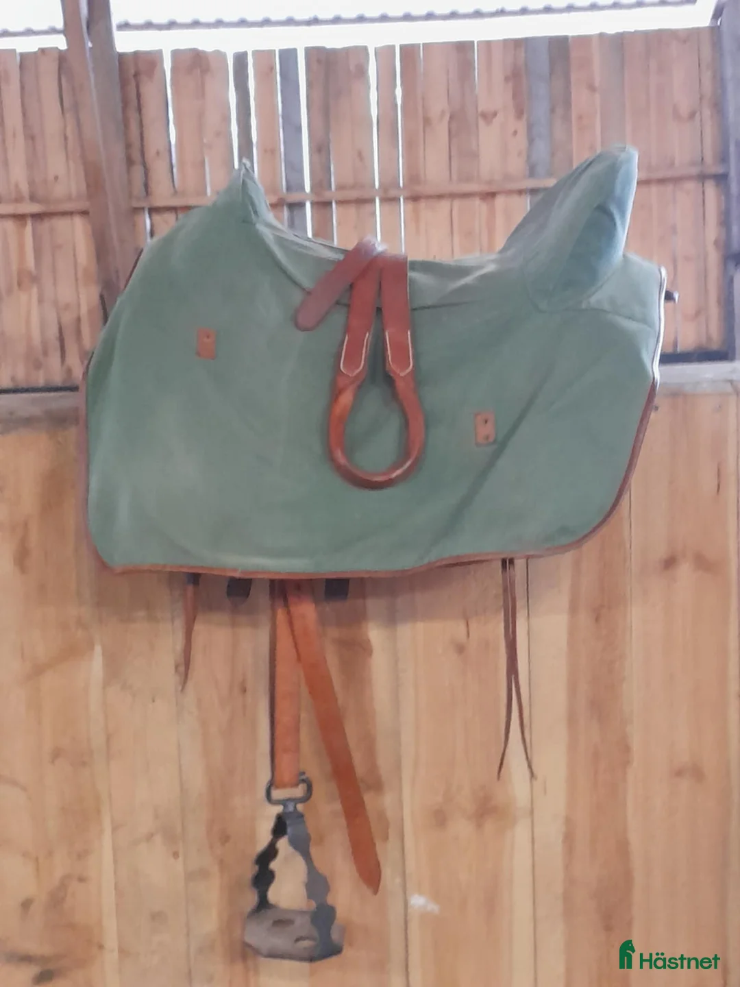 Sadlar hästutrustning till salu: Spansk vaquerosadel i Katthammarsvik - Annons 2