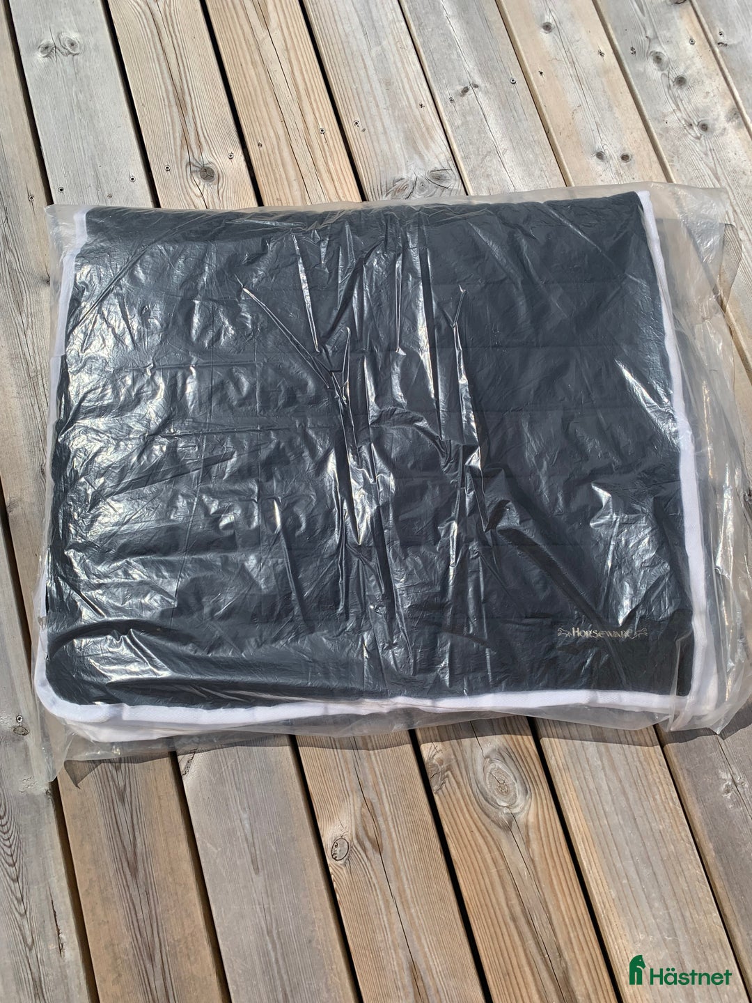 Schabrak & Vojlockar hästutrustning till salu: HORSEWARE vändbart dressyrschabrak i Jönköping - Annons 3