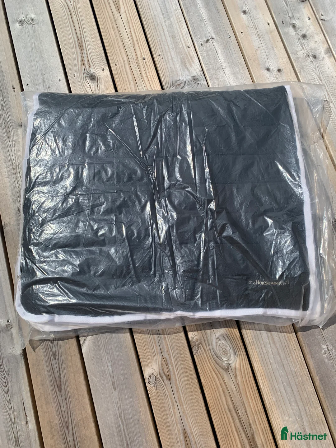 Schabrak & Vojlockar hästutrustning till salu: HORSEWARE vändbart dressyrschabrak i Jönköping - Annons 3