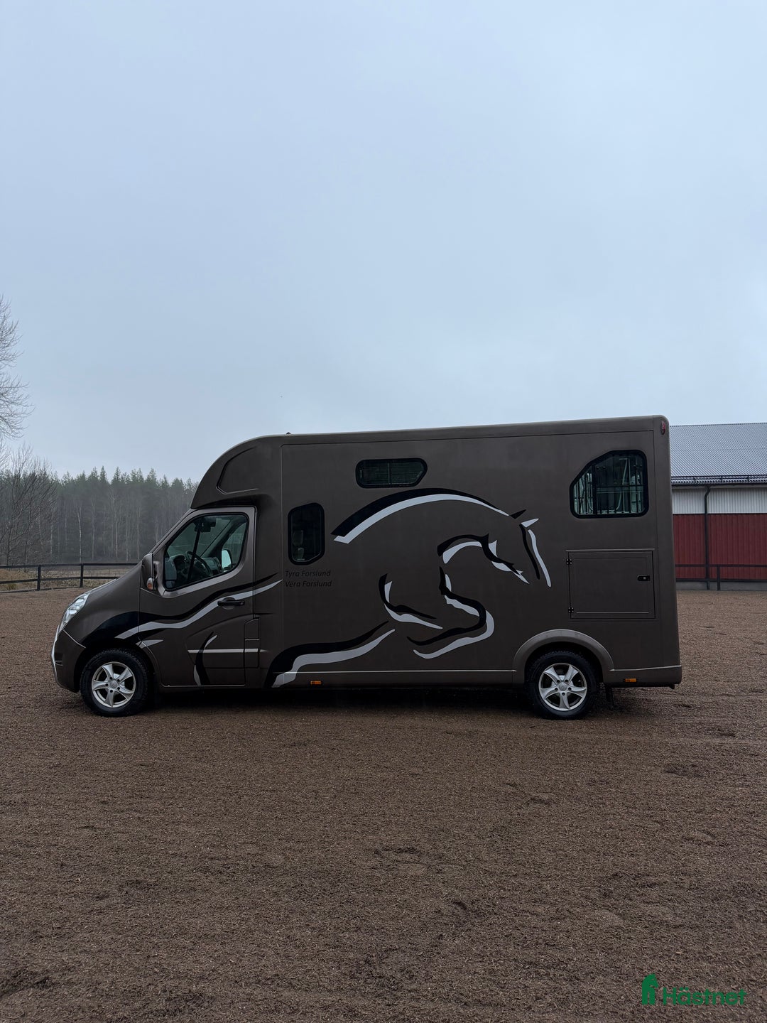 Hästlastbilar  fordon & transport till salu: Mycket fin theault proteo 5 Hästlastbil  i Västerås - Annons 4