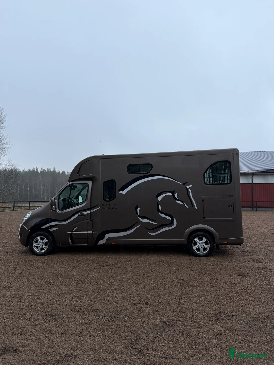 Hästlastbilar  fordon & transport till salu: Mycket fin theault proteo 5 Hästlastbil  i Västerås - Annons 4