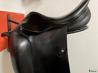 Sadlar hästutrustning till salu: Amerigo CC i Nässjö - Annons 1