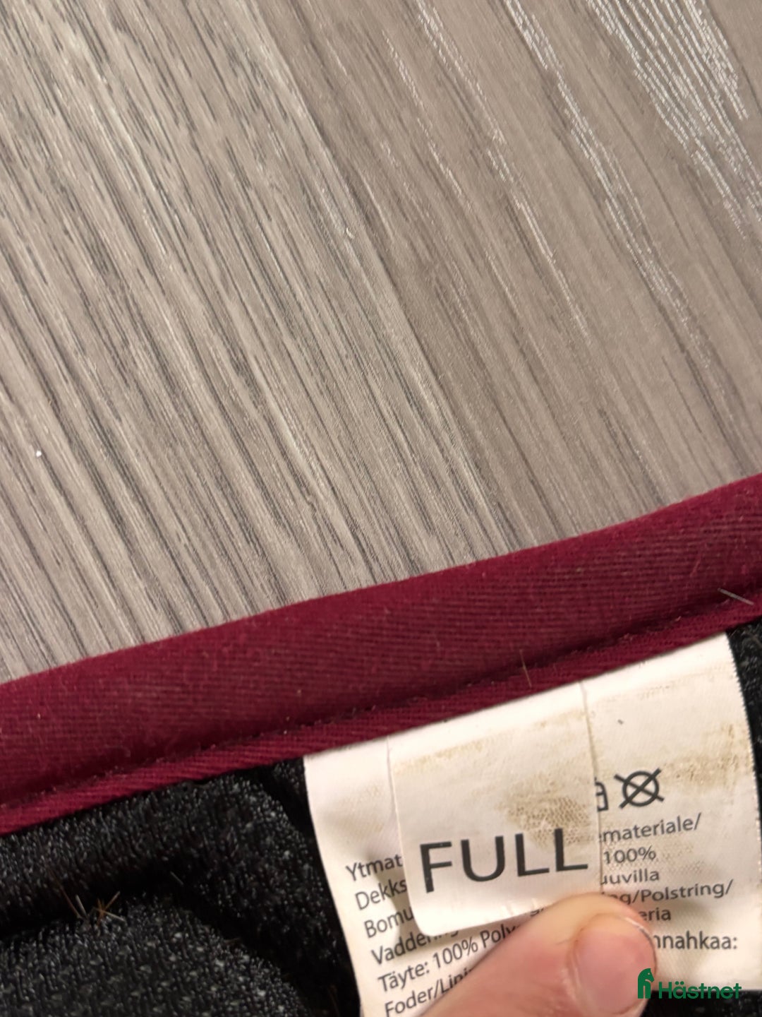 Schabrak & Vojlockar hästutrustning till salu: Fint Fairfield schabrak i Åhus - Annons 6