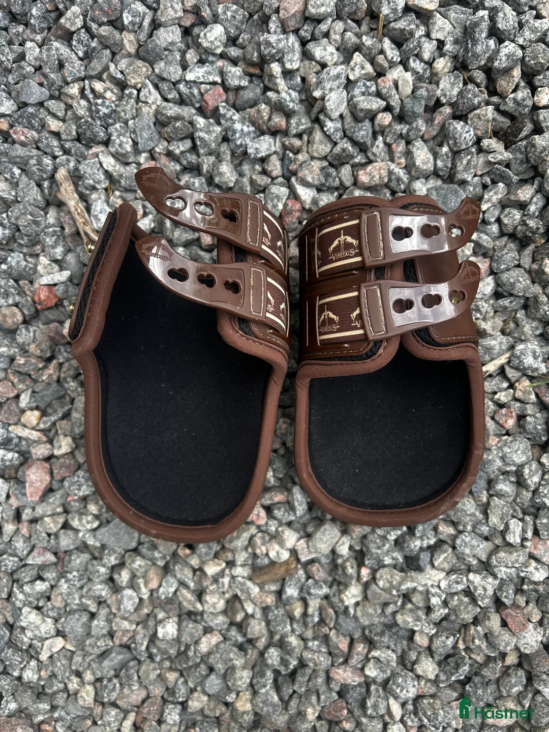 Benskydd hästutrustning till salu: Veredus Carbon gel Vento, Kentucky i Enköping - Annons 2