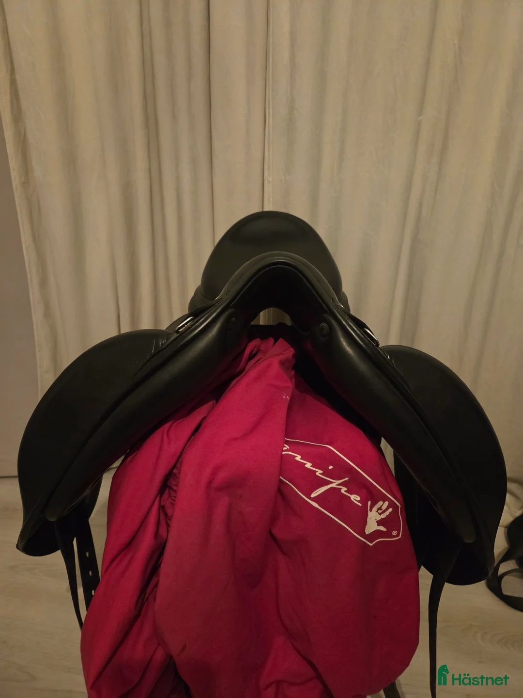 Sadlar hästutrustning till salu: Equipe olympia 17,5 M M - Annons 3