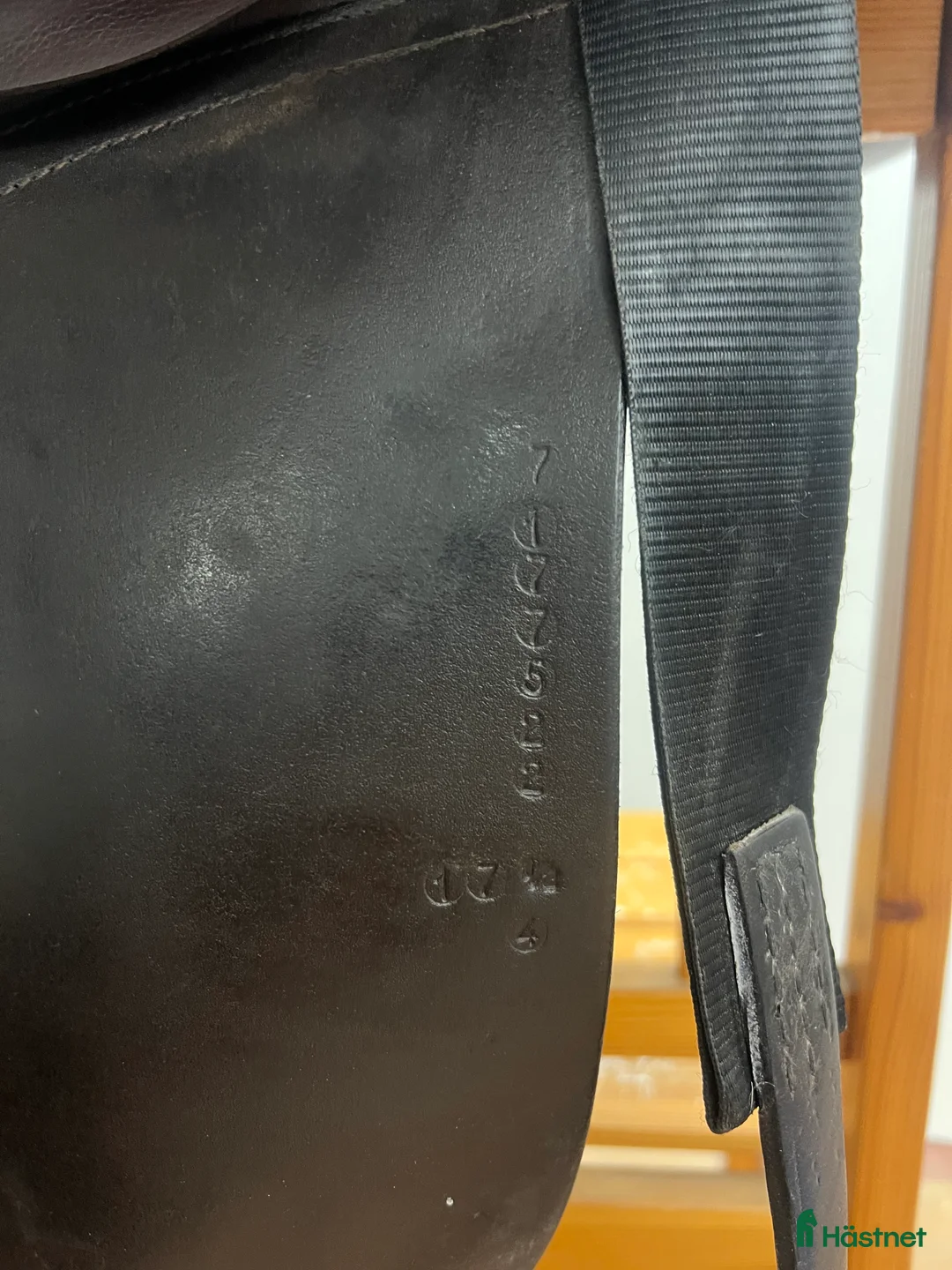 Sadlar hästutrustning till salu: Spalding dressyrsadel mörkbrun i Påarp - Annons 5