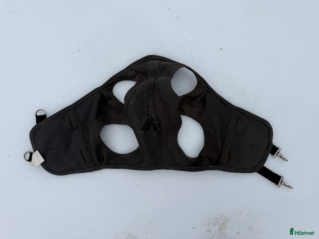 Övrig Hästutrustning hästutrustning till salu: Fenwick Huva Luva Stressluva  i Visby - Annons 3