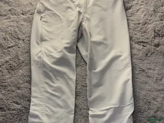 Ridbyxor ryttarutrustning till salu: Tävlingsbyxor i Eldsberga - Annons 1