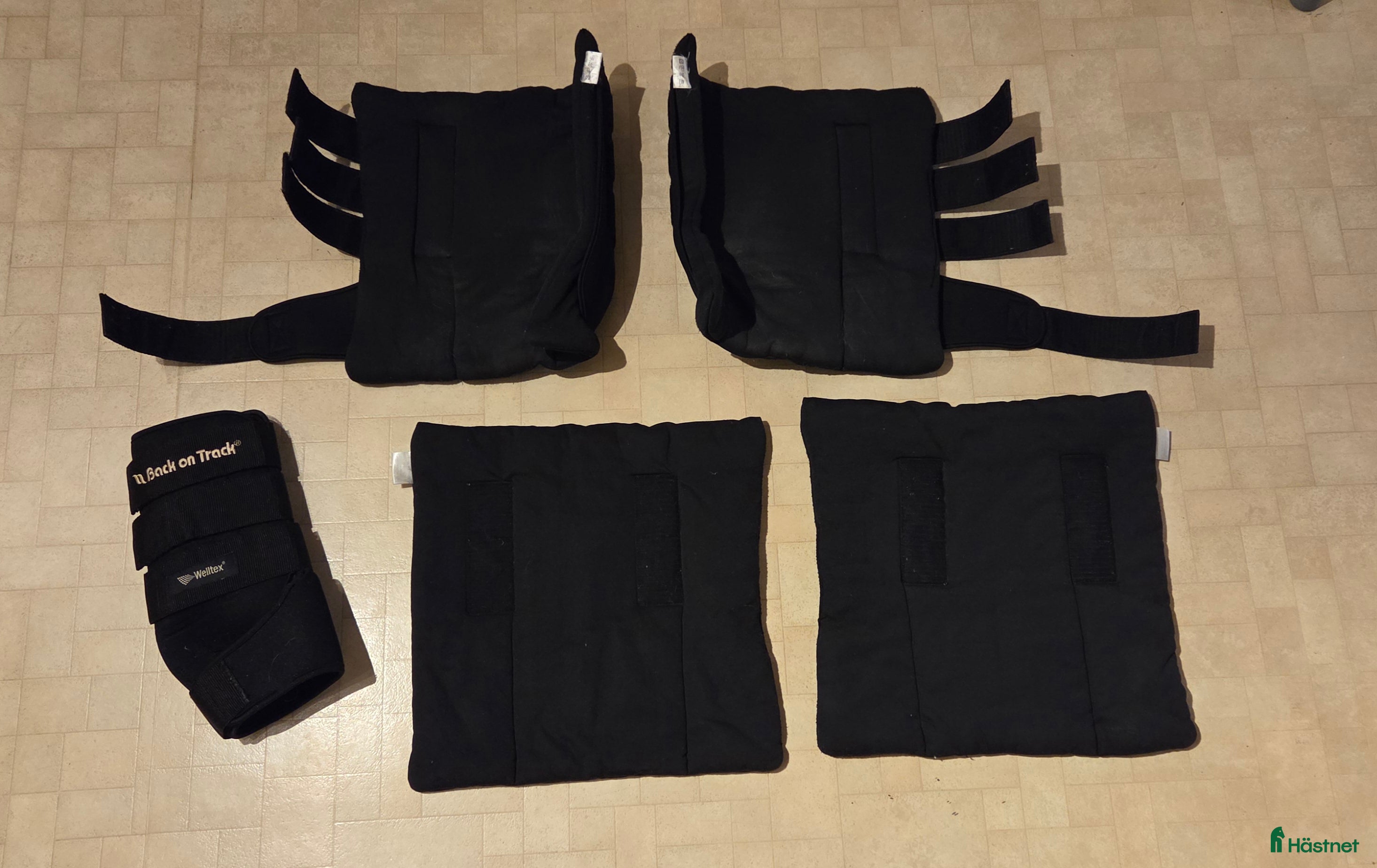 Benskydd hästutrustning Back on Track Royal Quick Wraps stallbandage i Hudiksvall - Annons 24