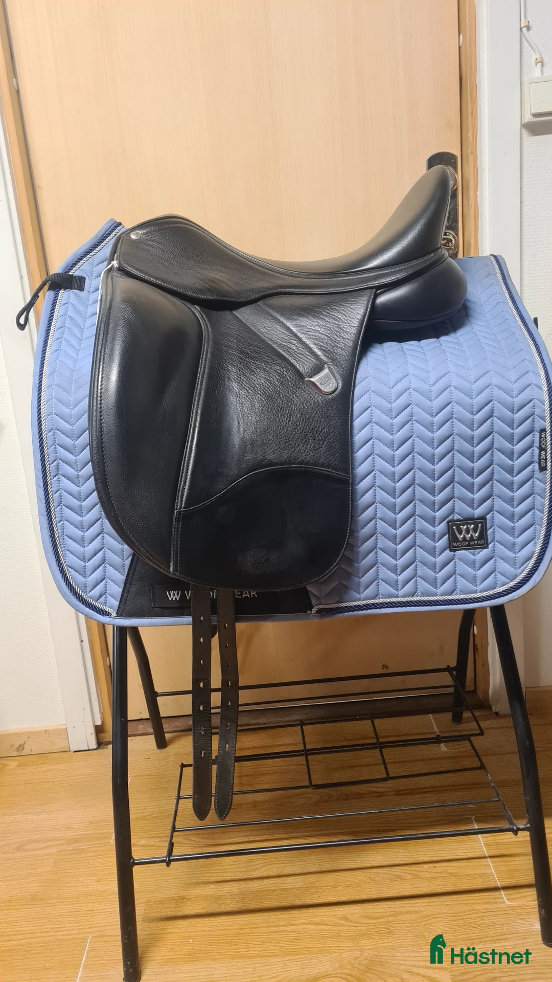 Sadlar hästutrustning till salu: Bates Dressage i Hamneda - Annons 1
