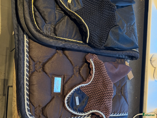 Schabrak & Vojlockar hästutrustning till salu: Equestrian Stockholm Equiline Veredus Kentucky i Vittinge - Annons 1