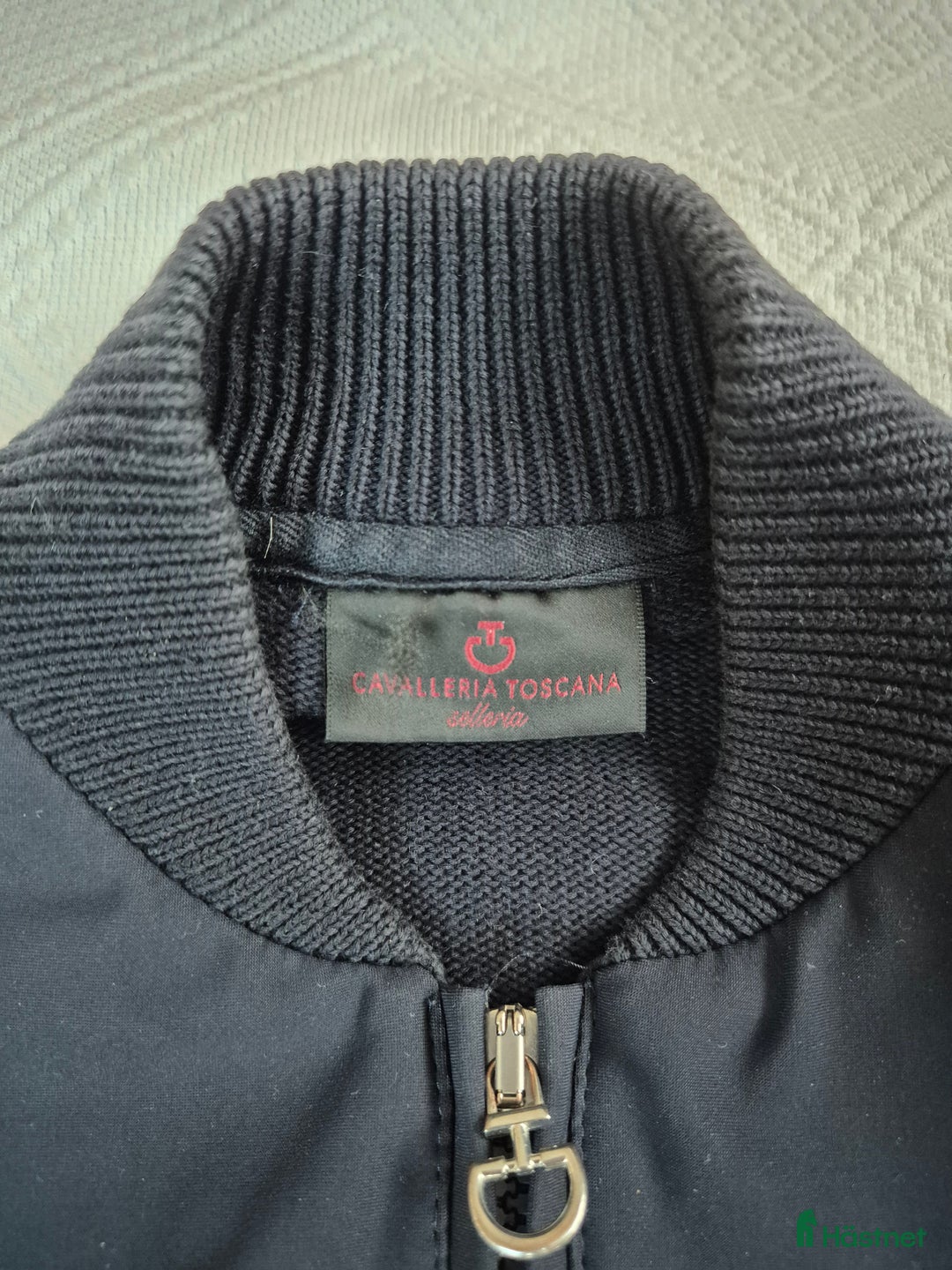 Jackor & Kavajer ryttarutrustning till salu: Ridtröja/ridjacka herr Cavalleria Toscana i Huskvarna - Annons 2