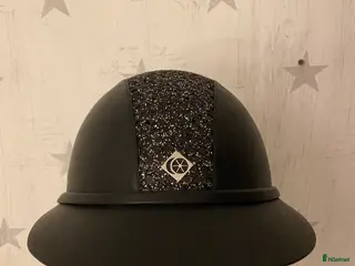 Hjälmar ryttarutrustning till salu: Super fin charles owen hjälm till salu! i Furuvik - Annons 7