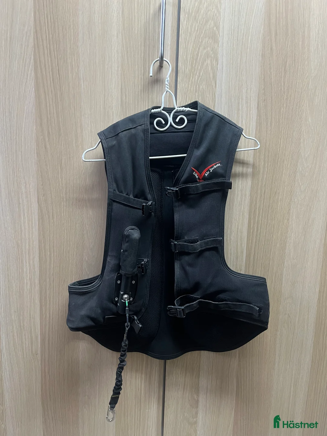 Säkerhetsvästar ryttarutrustning till salu: Terrängväst  i Vallentuna - Annons 1