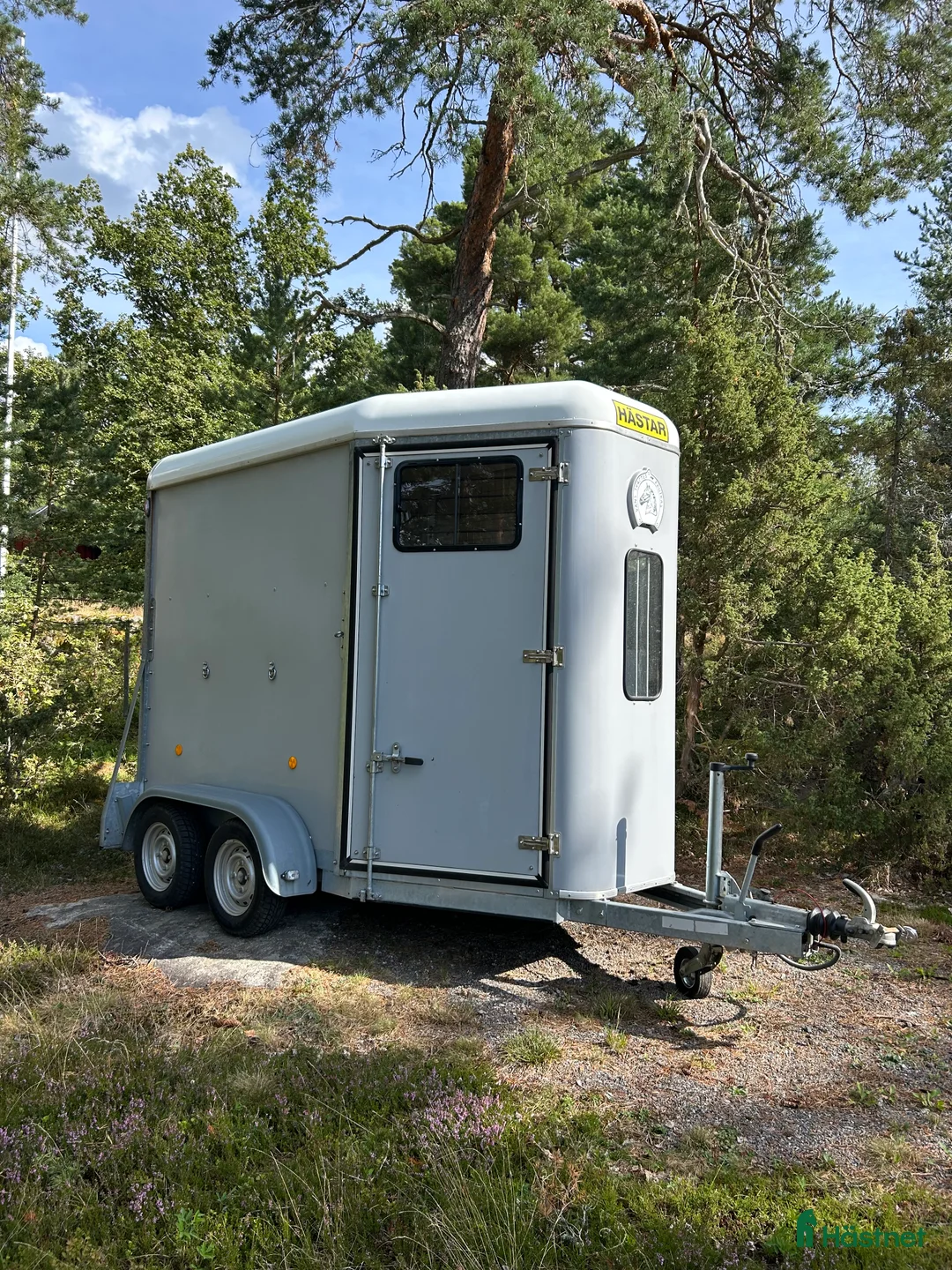 Hästtransporter  fordon & transport till salu: Mycket stabil och välskött transport  - Annons 2