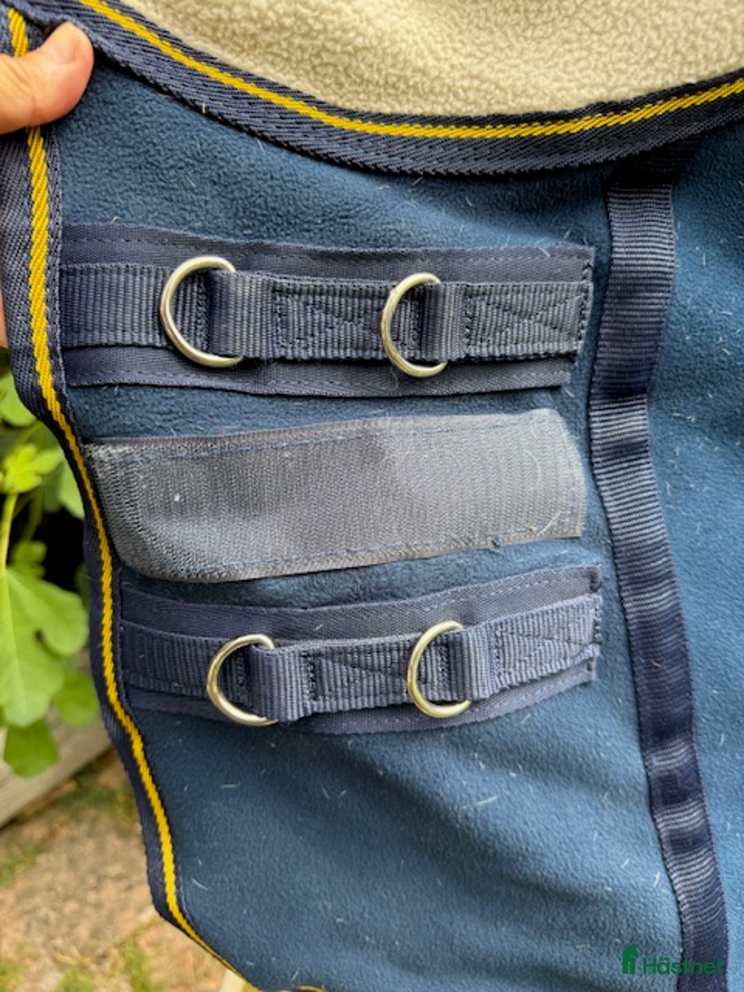 Täcken hästutrustning till salu: Nobel Trinity tjockt fleece/teddytäcke i Falsterbo - Annons 4