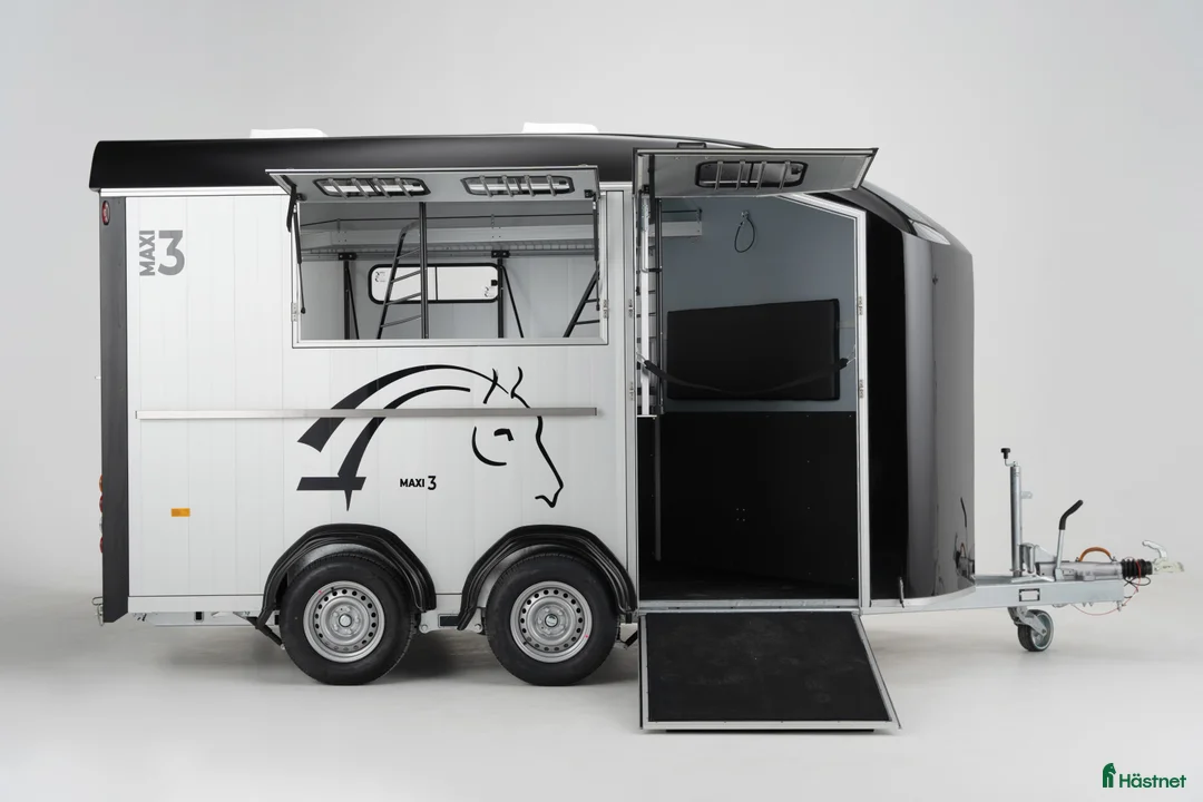 Hästtransporter  fordon & transport till salu: Cheval Liberte Maxi 3 - Annons 6