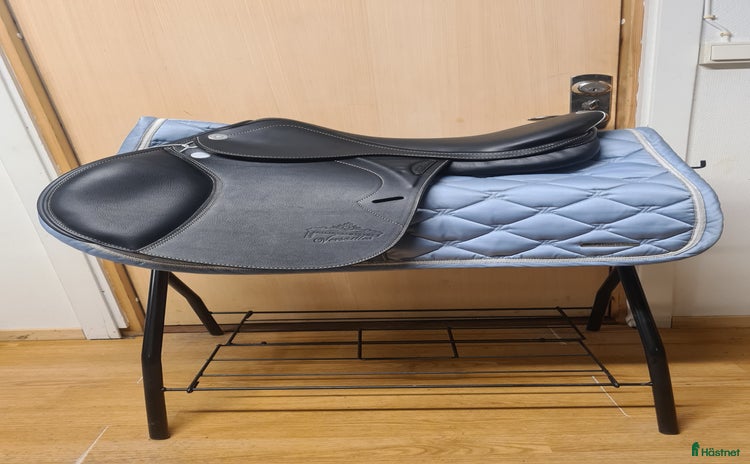 Sadlar hästutrustning till salu i Hamneda - Annons 20