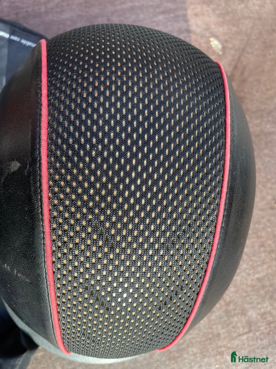 Hjälmar ryttarutrustning till salu: Charles Owen  i Rödeby - Annons 3