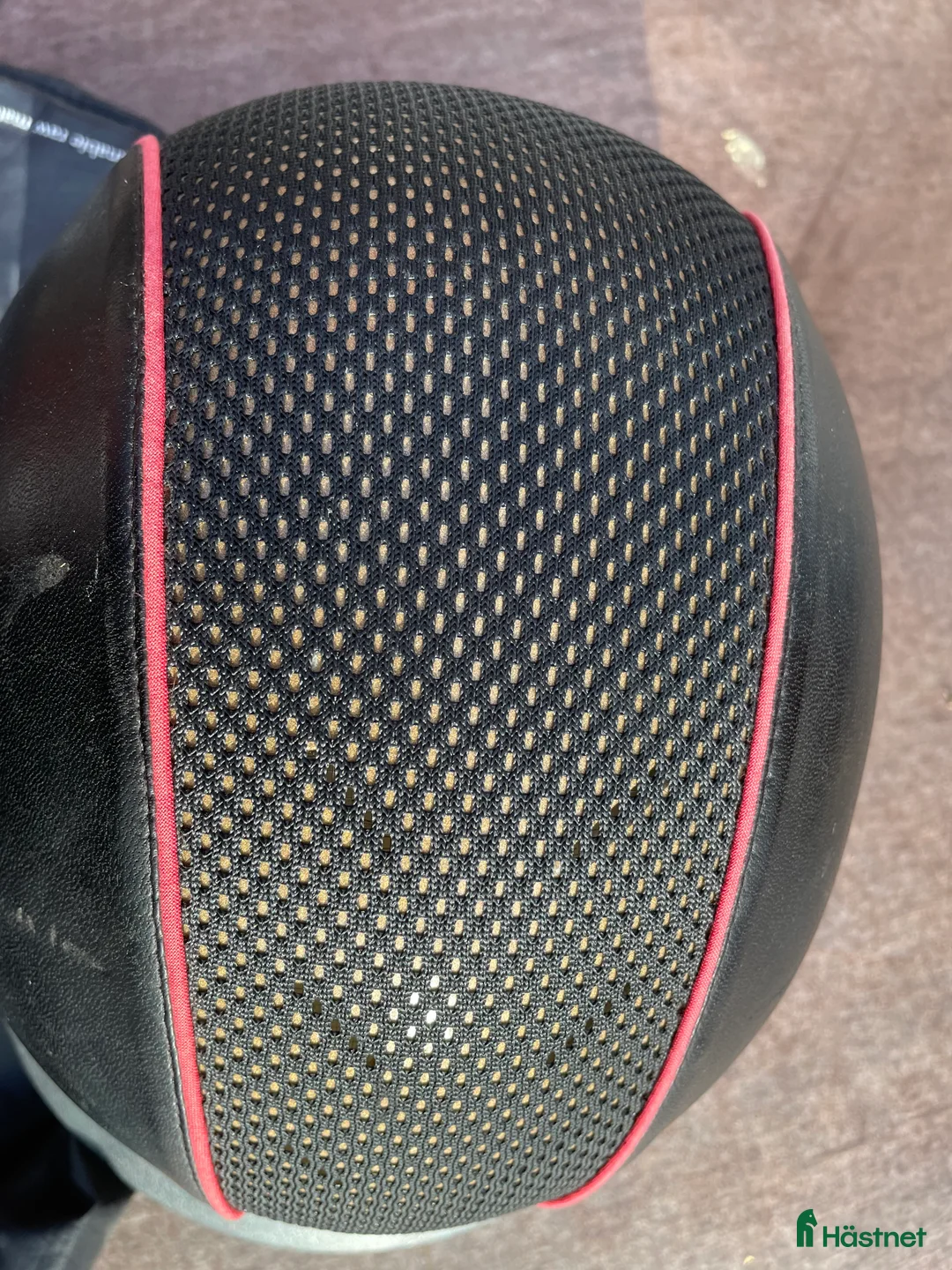 Hjälmar ryttarutrustning till salu: Charles Owen  i Rödeby - Annons 3