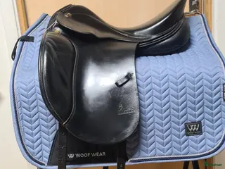 Sadlar hästutrustning Prestige Lucky Dressage i Hamneda - Annons 10