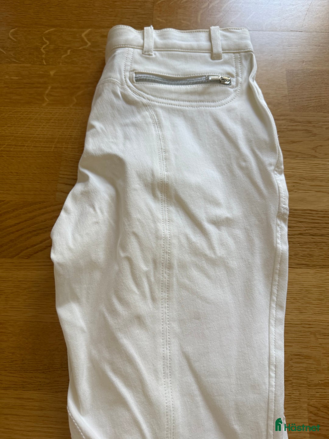 Ridbyxor ryttarutrustning till salu: Helt nya Equiline byxor i Tyresö - Annons 4