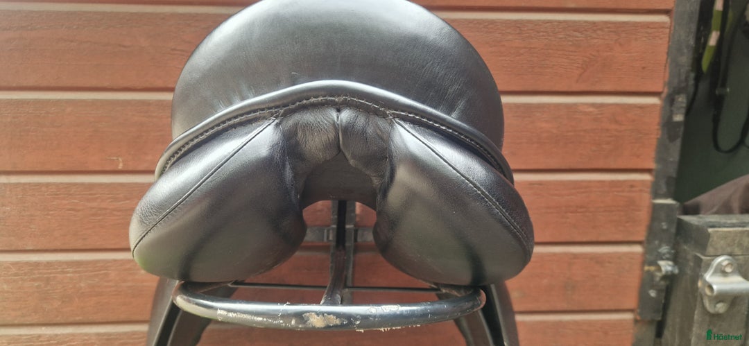 Sadlar hästutrustning till salu: Passier ABS i Svartsjö - Annons 2