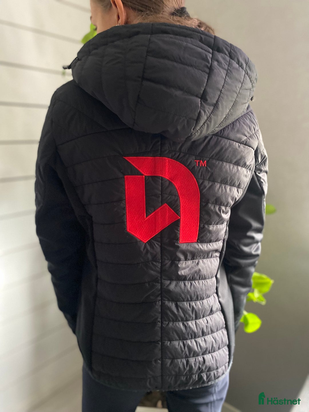 Jackor & Kavajer ryttarutrustning till salu: Fina ridjackor  i Västerås - Annons 1