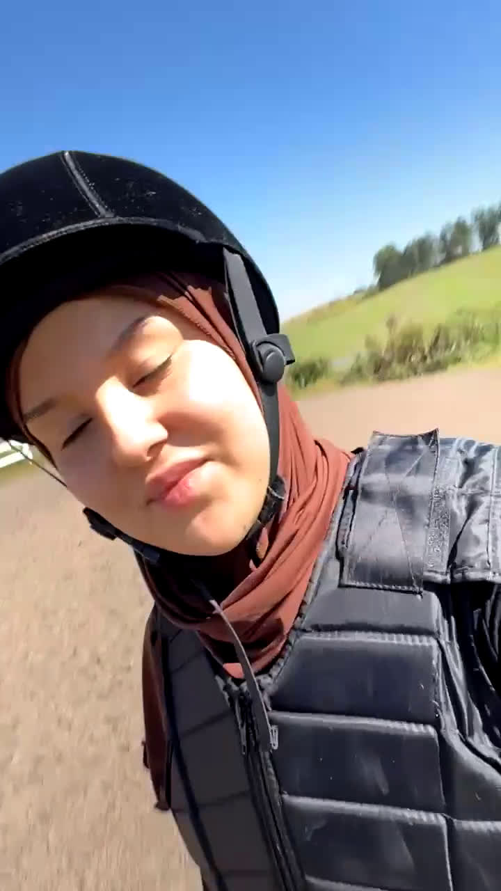  medryttarhäst sökes: Medryttarhäst sökes i Malmö - Video 1