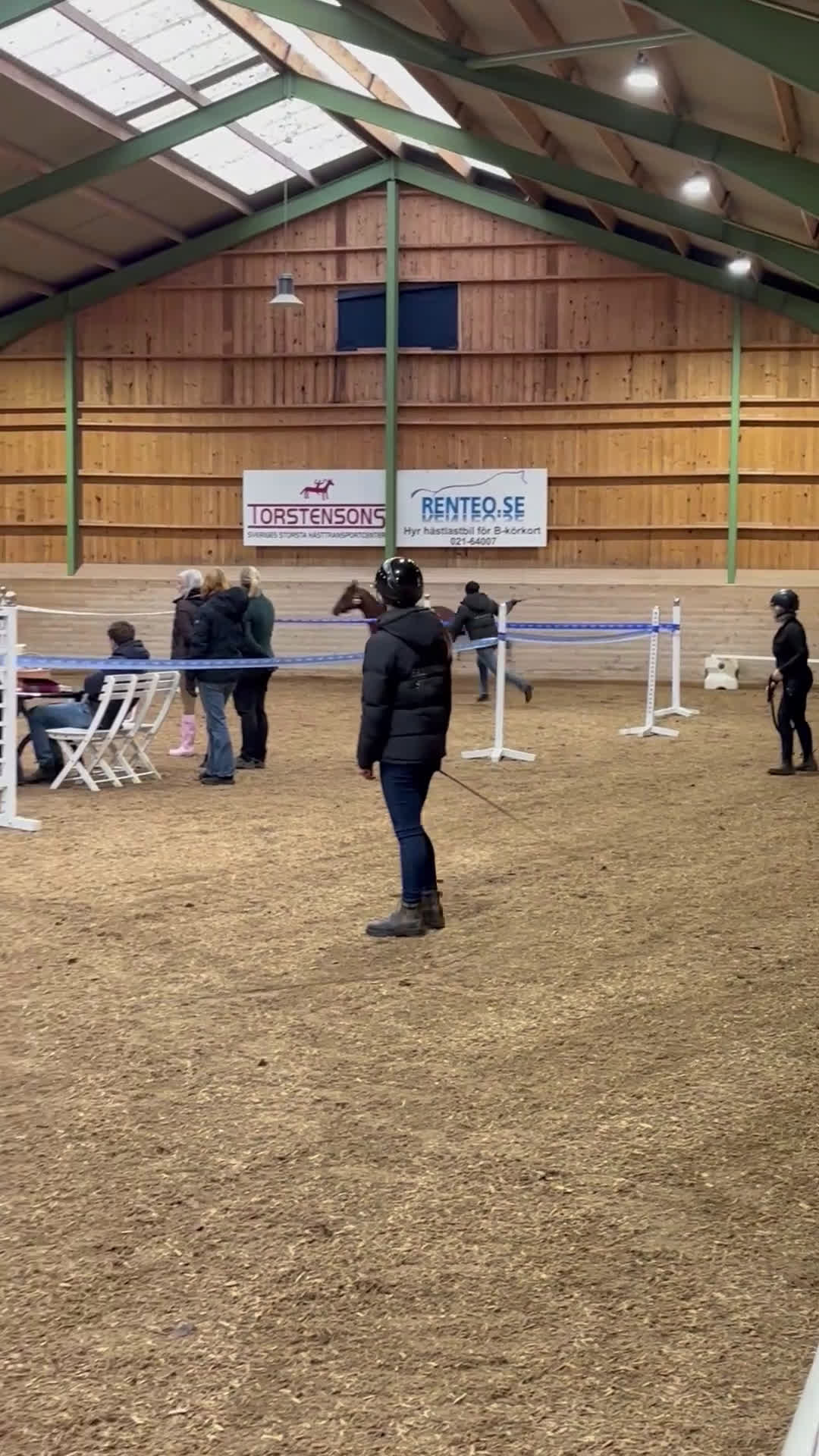 Hoppning hästar till salu: Lovande D ponny hingst i Vedevåg - Video 1