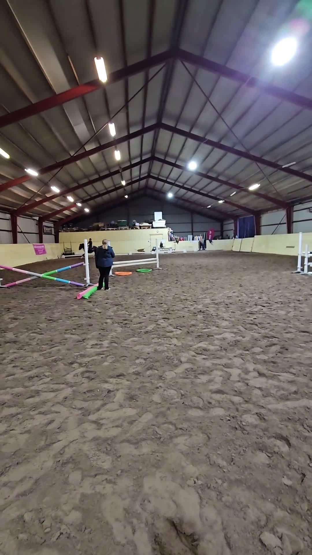 Allround hästar till salu: Fantastisk c-ponny  i Ljungskile - Video 2