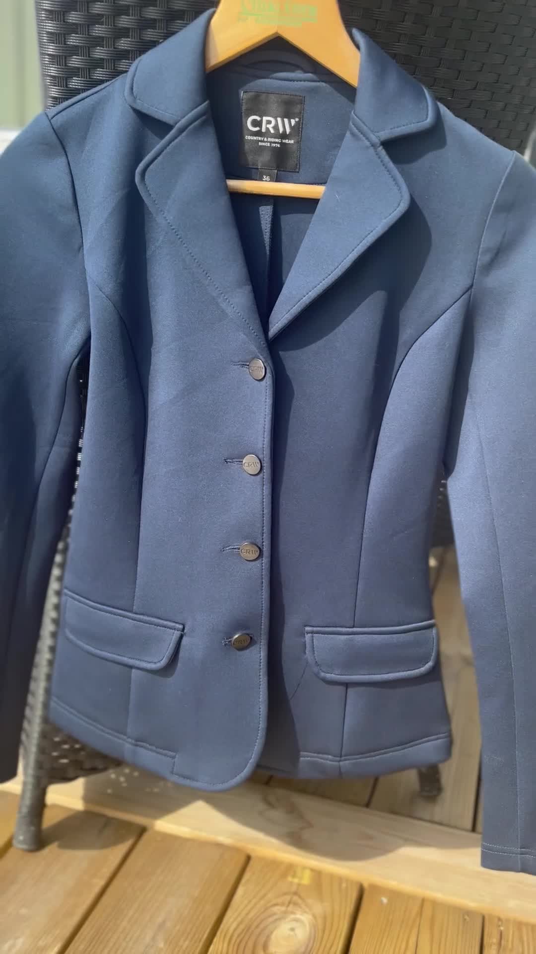 Jackor & Kavajer ryttarutrustning till salu: Säljer blå kavaj - Video 2