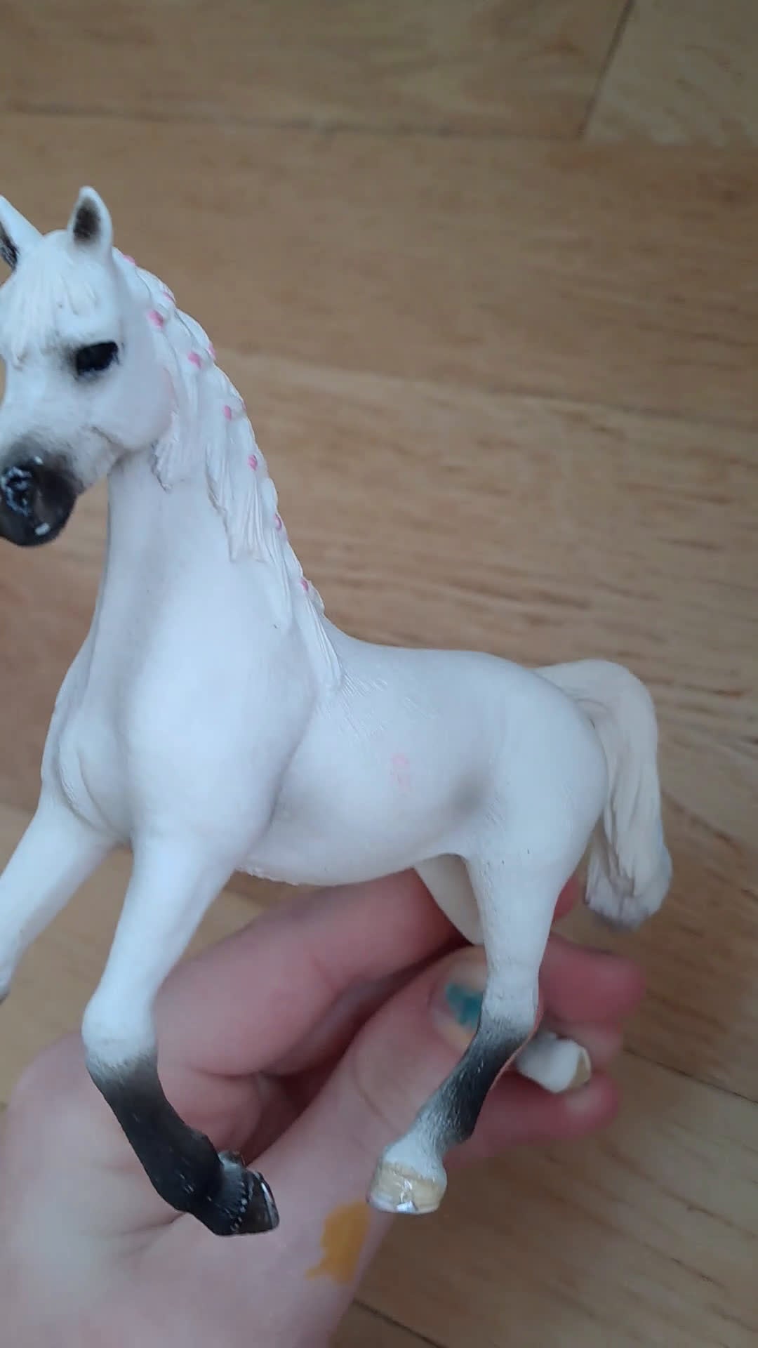 Övrigt Ridkläder ryttarutrustning till salu: Fin travande schleich skimmel för 100 kr! i Västerfärnebo - Video 1