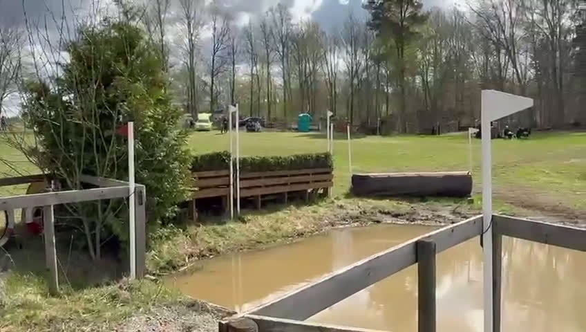 Fälttävlan hästar till salu: Fantastisk fälttävlansponny i Uppsala - Video 1