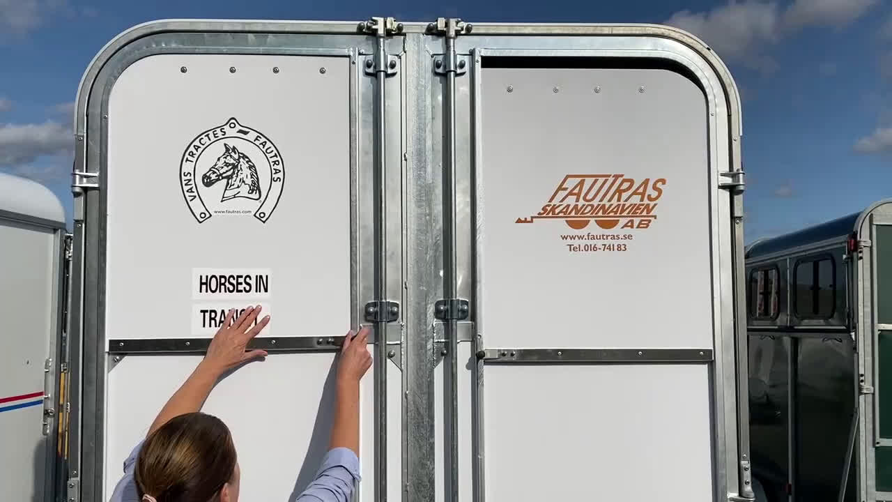 Hästtransporter  fordon & transport till salu: Fautras Provan demo-ex  i Kvicksund - Video 2