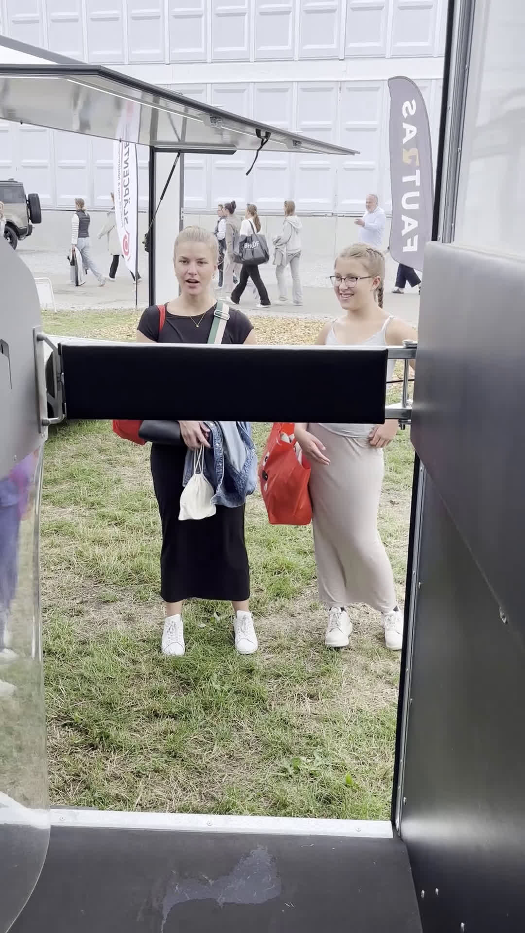 Hästtransporter  fordon & transport till salu: Vi säljer vår Demo - Promax Premium  i Skurup - Video 1