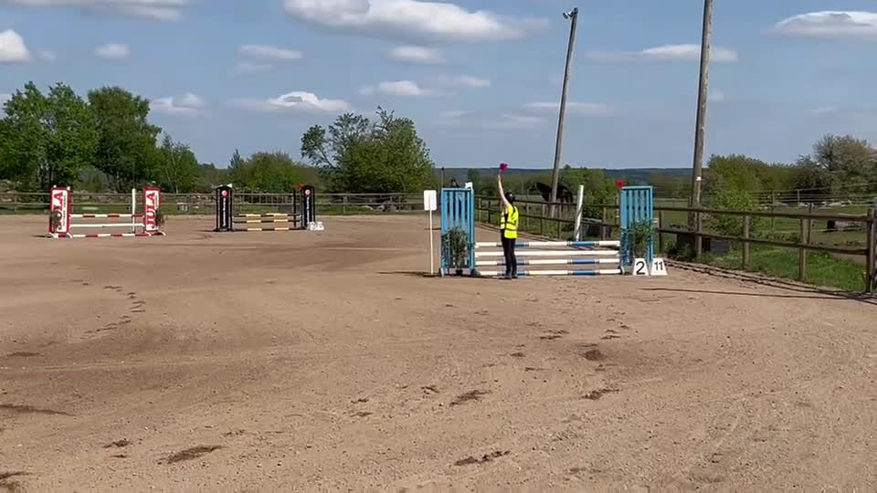 Hoppning hästar till salu: Maxad B-ponny! i Göteborg - Video 4