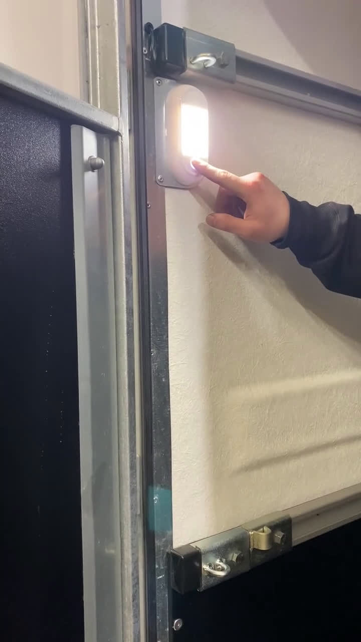 Hästtransporter  fordon & transport till salu: Diagonallasta Islandshäst och kör på B-körkort - Video 1